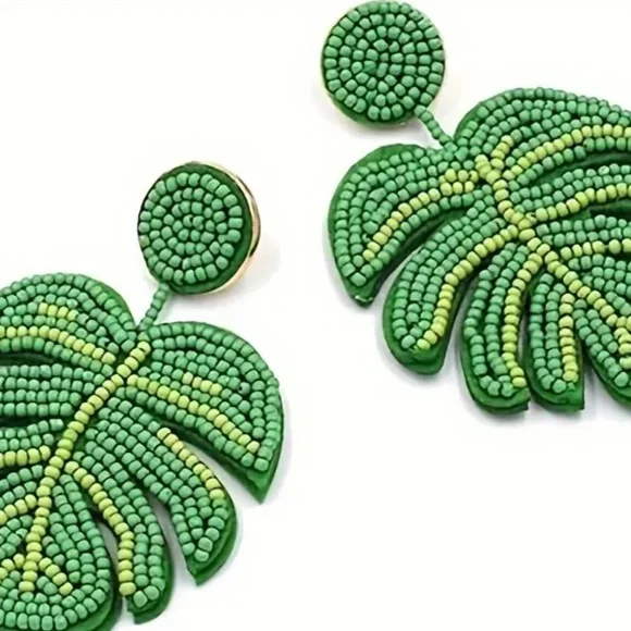 REVOLVE ❤️‍🔥 GLASS BEAD GREEN PALM LEAF EARRINGS NWT - Picture 8 of 8